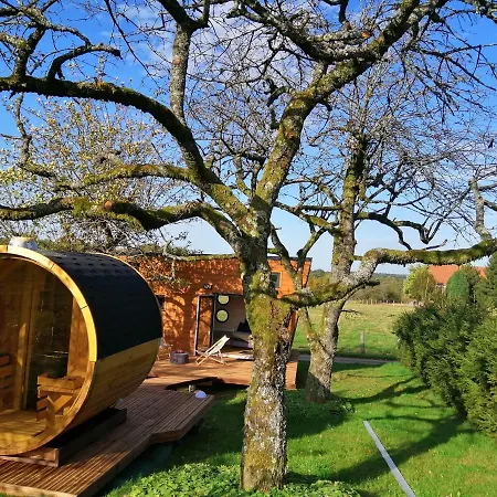 ô P'tit Nid Milie Hébergement de vacances *